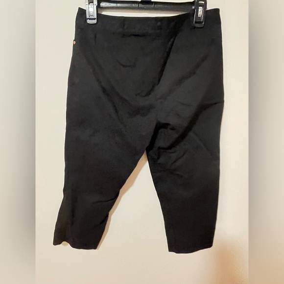 Women’s Cropped Black Michael Kors Capris 6 - Picture 4 of 6
